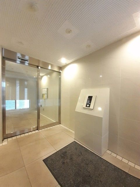 GROUND WELLのエントランス|オートロック