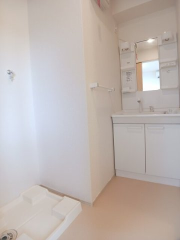 グラシアスの洗面所|コンパクトで使いやすい洗面所