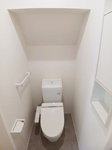 Ｕ’メゾンⅡのトイレ|落ち着いた色調のトイレです