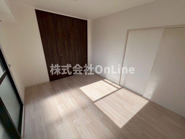 八尾市荘内町１丁目の賃貸マンションの内装