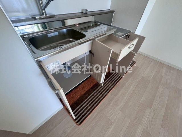 八尾市荘内町１丁目の賃貸マンションのキッチン