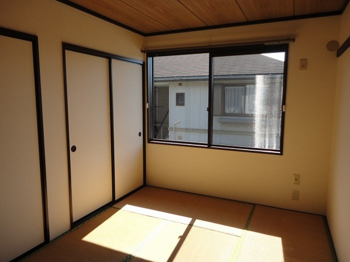 フジパレス高知 G棟の収納|和室収納