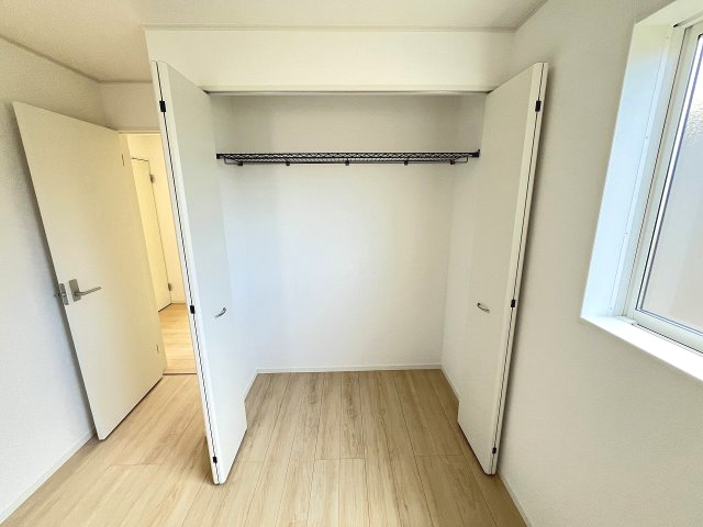 【収納】 | 福岡市南区屋形原3丁目第10　2号棟（全3棟）【仲介手数料無料・0円】 | 施工例。施工例は完成時と異なる場合があります。