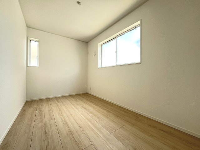 【子供部屋】 | 福岡市南区屋形原3丁目第10　2号棟（全3棟）【仲介手数料無料・0円】 | 施工例。施工例は完成時と異なる場合があります。