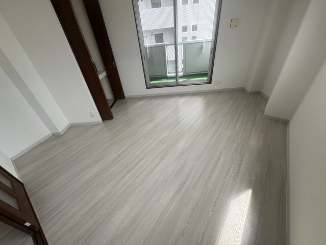 KAMITANIⅢBLDの洋室