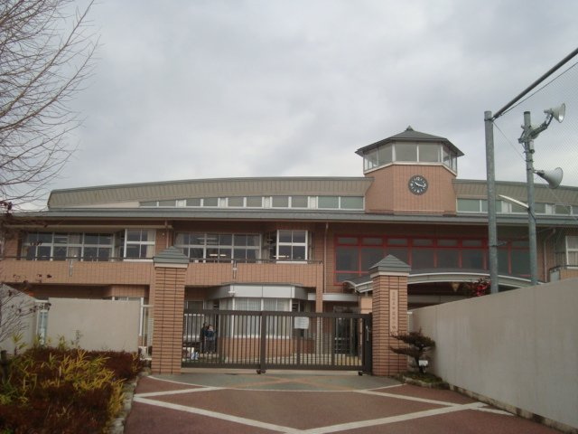 フェリーチェⅡの周辺|中広川小学校まで500ｍ