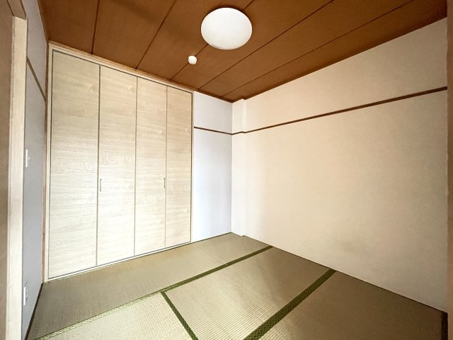 フカイマンションの和室