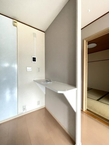 フカイマンションの内装