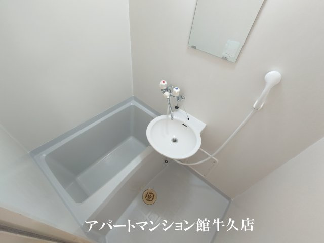 レオパレスキルシェの浴室