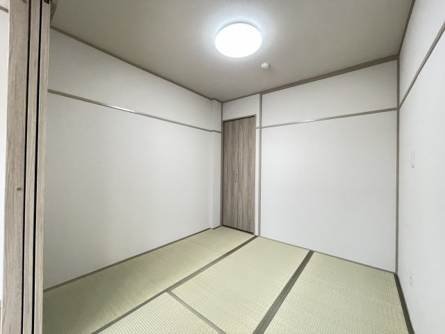 フカイマンションの和室