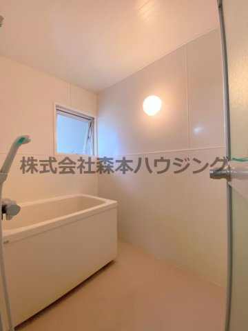 【浴室】 | 　GMビル第三 | 落ち着いた空間のお風呂です