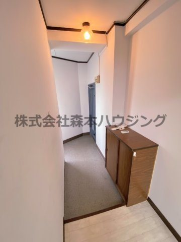 【玄関】 | 　GMビル第三 | ゆったりとした玄関です