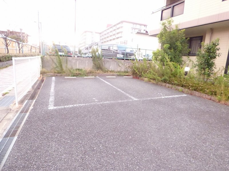 【駐車場】フローラル夙川 