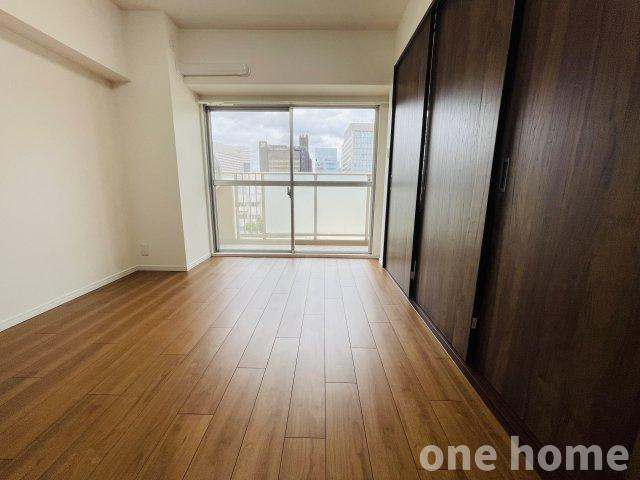 新大阪グランドハイツ1号棟の洋室|◆約6.0帖洋室です！南側バルコニーから陽光差し込む明るい洋室です！
◆令和8年6月室内フルリフォーム完了！手直しなしでお住まいいただけます！