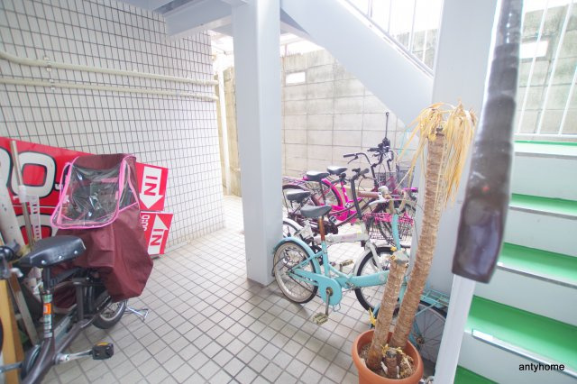 ロイヤルハイツ梅田Ⅱ　仲介手数料無料の駐車場