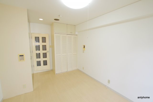 ロイヤルハイツ梅田Ⅱ　仲介手数料無料の洋室