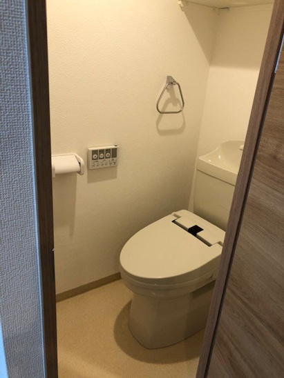 【トイレ】ファルステーロマンション 