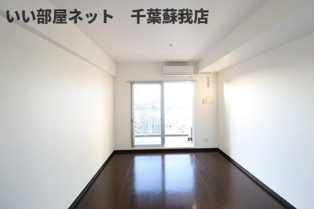 ＧＲＡＳＳ　ＳＱＵＡＲＥ六番館の洋室|使い勝手のいい洋室です