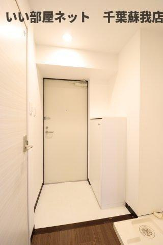 ＧＲＡＳＳ　ＳＱＵＡＲＥ六番館の玄関|明るい玄関です