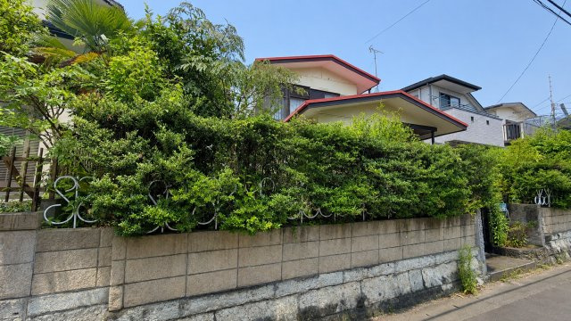 【外観】 | ◆戸塚区上柏尾町　建築条件なし売地◆ | ◆前面道路も幅員があり車の運転も安心！前面道路は閑静な住宅地。車通りの少ない道路です。お子様にも安心です。