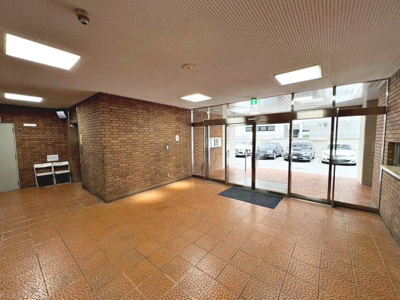 【エントランス】 | グランドメゾン靭 | ネイルサロンやプライベートサロンなどの開業をご検討の方にもおすすめですよ！資料請求だけでもお気軽にお問い合わせ下さい！