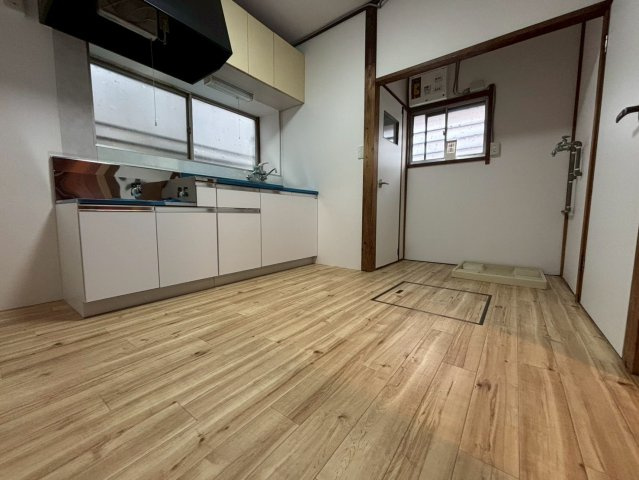 柏市南増尾5丁目戸建てのキッチン|内装は落ち着いています