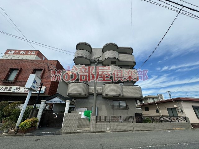 ロイヤルマンション国分の外観|外観は落ち着いています