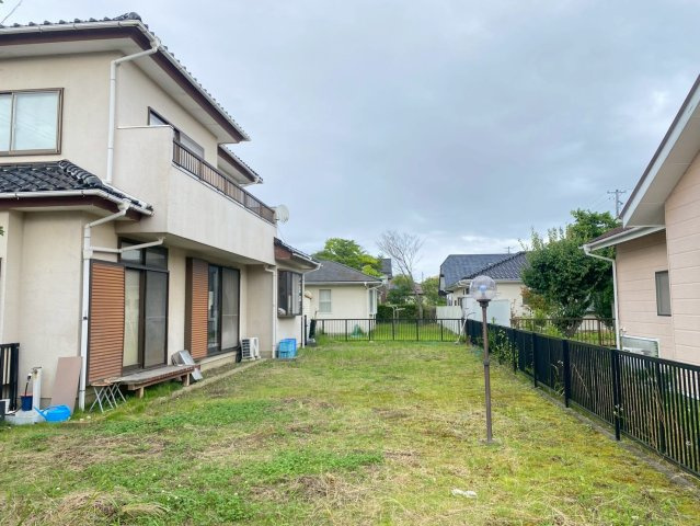 【庭】 | いわき市泉ケ丘2丁目　4SLDK