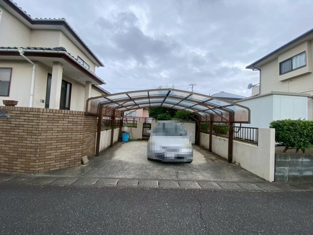 【駐車場】 | いわき市泉ケ丘2丁目　4SLDK