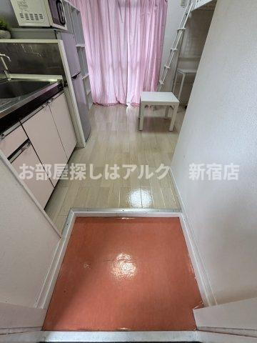 MAYFLOWER MANSIONの玄関