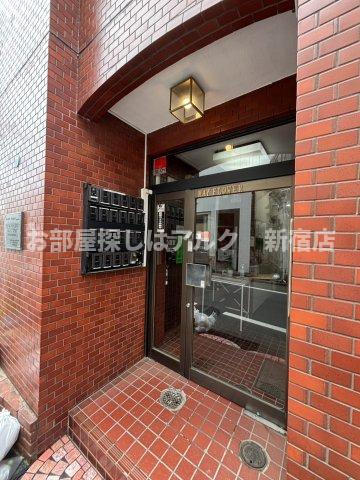 MAYFLOWER MANSIONのエントランス