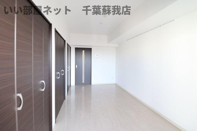 ＧＲＡＳＳ　ＳＱＵＡＲＥ六番館の洋室|広々とした洋室です