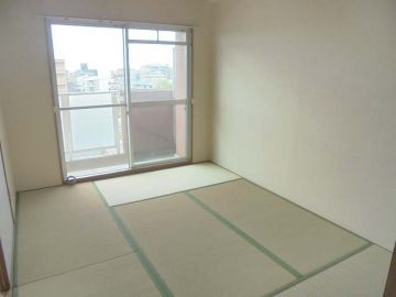 Sメゾン魚住の和室