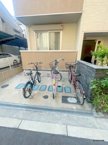 ラ・フォート福島　仲介手数料無料の駐車場