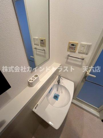 クレストフォルム大阪天満橋の洗面所|洗面所です