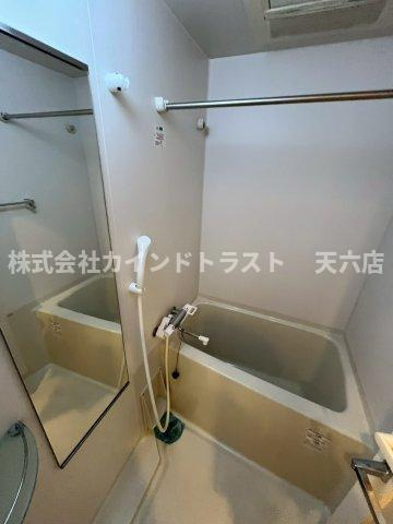 クレストフォルム大阪天満橋の浴室|ゆったり過ごせるお風呂です