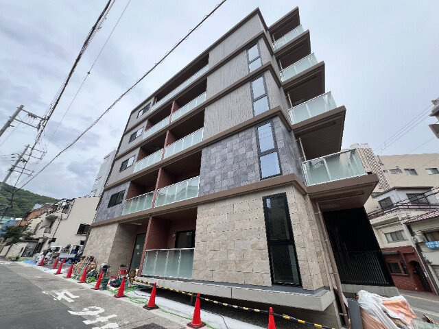 マノワール・ラ山本通の外観
