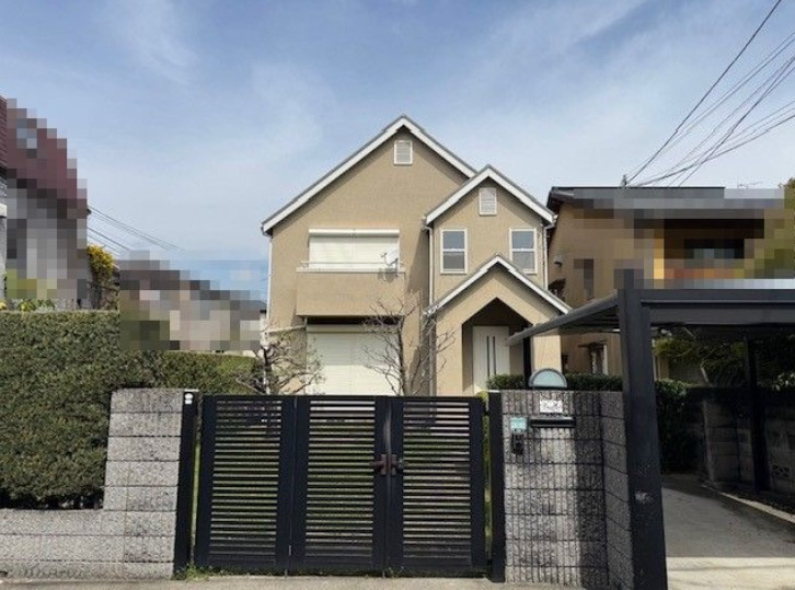 伊勢町貸家の外観
