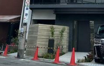 エストゥルース浅草のエントランス