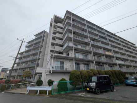メイツ越谷の外観|外観は落ち着いています