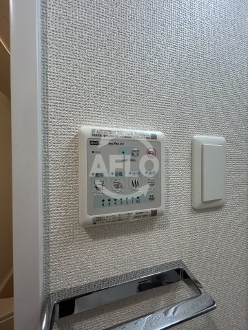 ファーストフィオーレ十三エリオの洗面所|浴室乾燥機