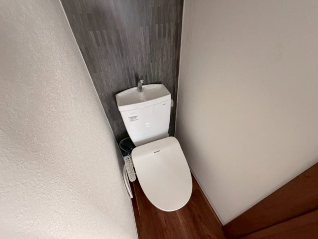 稗原マンションのトイレ