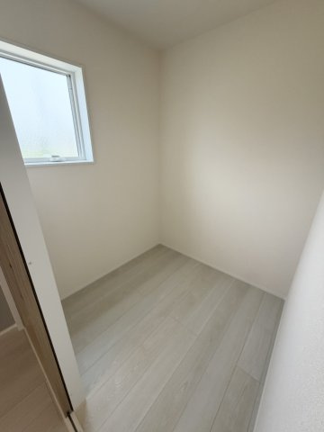 【その他共用部分】 | リーブルガーデン倉敷連島町鶴新田第19 (全5棟) | ストレージルーム(2帖)