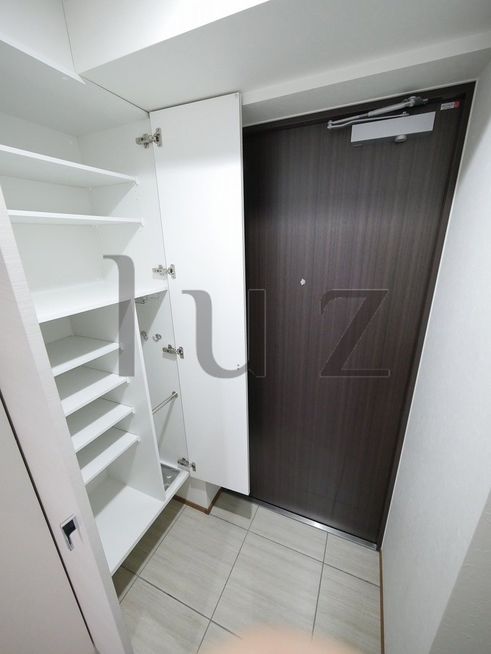 スクエアシティ横浜鶴見の玄関