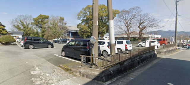 繁根木月極駐車場