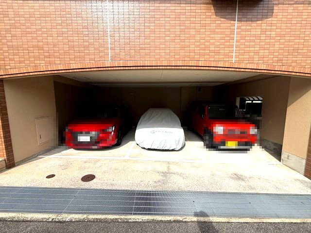 プチットフォーレの駐車場