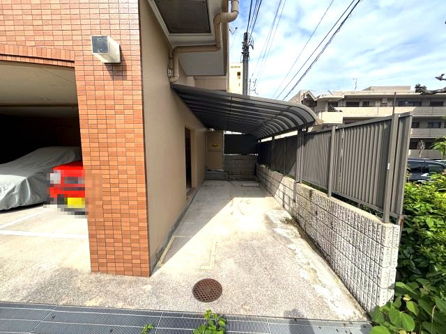 プチットフォーレの駐車場