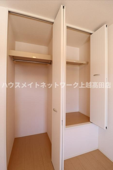 リベルタ春日野の収納|クローゼット
