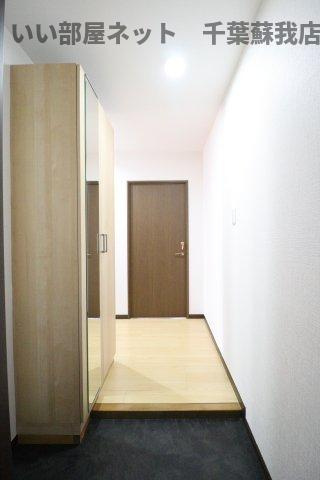 オーシャンビュー壱番館の玄関|明るい玄関です