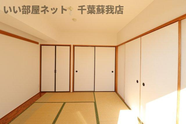 オーシャンビュー壱番館の和室|日本らしい落ち着いた雰囲気の和室です